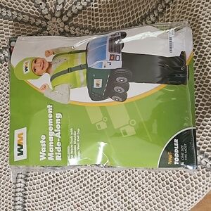 Waste Management costume